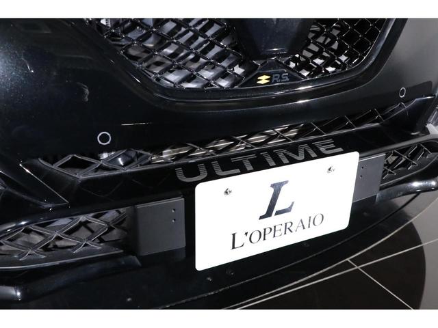 メガーヌ Ｒ．Ｓ．ウルティム　６ＭＴ　１オーナー　最終モデル　世界限定１９７６台　専用１９インチアルミ　ＬＳＤ　純正レカロシート　ＢＯＳＥサウンド　（新車保証継承令和９年５月）（10枚目）