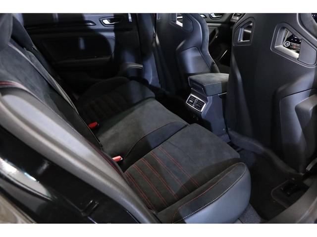 メガーヌ Ｒ．Ｓ．ウルティム　６ＭＴ　１オーナー　最終モデル　世界限定１９７６台　専用１９インチアルミ　ＬＳＤ　純正レカロシート　ＢＯＳＥサウンド　（新車保証継承令和９年５月）（31枚目）