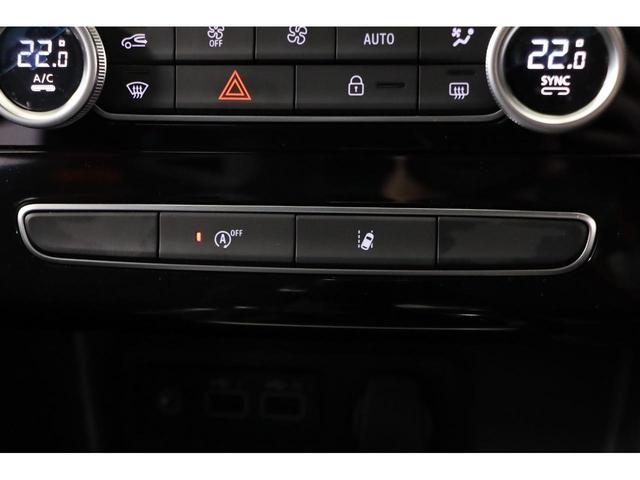 メガーヌ Ｒ．Ｓ．ウルティム　６ＭＴ　１オーナー　最終モデル　世界限定１９７６台　専用１９インチアルミ　ＬＳＤ　純正レカロシート　ＢＯＳＥサウンド　（新車保証継承令和９年５月）（44枚目）