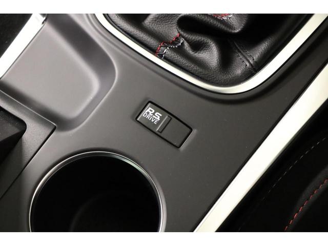 メガーヌ Ｒ．Ｓ．ウルティム　６ＭＴ　１オーナー　最終モデル　世界限定１９７６台　専用１９インチアルミ　ＬＳＤ　純正レカロシート　ＢＯＳＥサウンド　（新車保証継承令和９年５月）（45枚目）