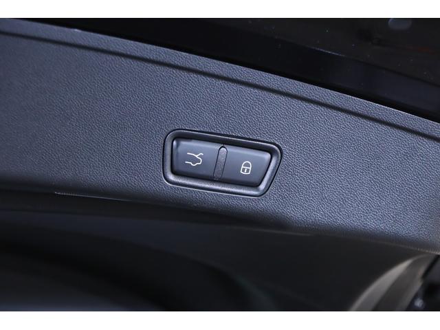 グレカーレ トロフェオ　１オーナー　左Ｈ　純正２１インチアルミ　イエローキャリパー　ＬＥＤヘッドライト　パノラマルーフ　ベンチレーター　前後シートヒーター　パドルシフト　ソナスファベール　純正ＳＤナビ　全周囲カメラ　地デジ（32枚目）