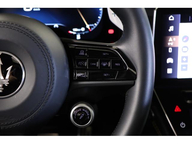 グレカーレ トロフェオ　１オーナー　左Ｈ　純正２１インチアルミ　イエローキャリパー　ＬＥＤヘッドライト　パノラマルーフ　ベンチレーター　前後シートヒーター　パドルシフト　ソナスファベール　純正ＳＤナビ　全周囲カメラ　地デジ（47枚目）