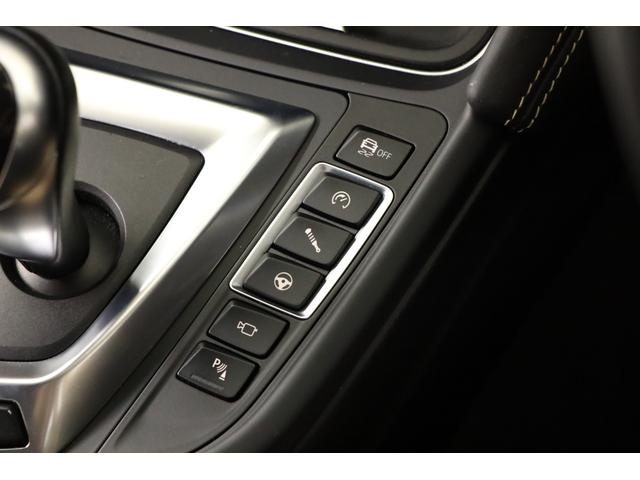 M4 M4クーペ M DCT 1オーナー Individualフルレザーメリノ パーキングサポート 19インチMライト鍛造ホイール アダプティブMサス カーボンルーフ パドルシフト 純正HDDナビ 全周囲カメラ 地デジ(15枚目)