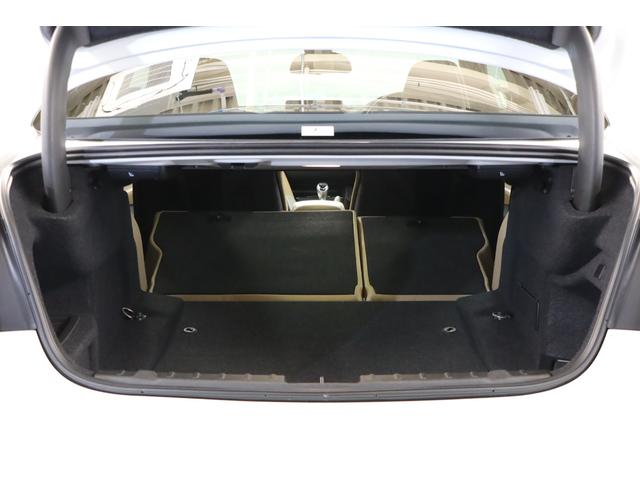 M4 M4クーペ M DCT 1オーナー Individualフルレザーメリノ パーキングサポート 19インチMライト鍛造ホイール アダプティブMサス カーボンルーフ パドルシフト 純正HDDナビ 全周囲カメラ 地デジ(21枚目)