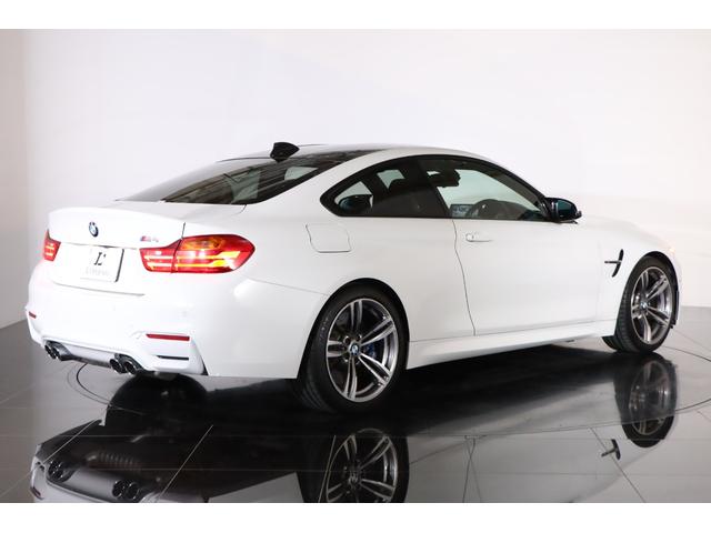 M4 M4クーペ M DCT 1オーナー Individualフルレザーメリノ パーキングサポート 19インチMライト鍛造ホイール アダプティブMサス カーボンルーフ パドルシフト 純正HDDナビ 全周囲カメラ 地デジ(31枚目)