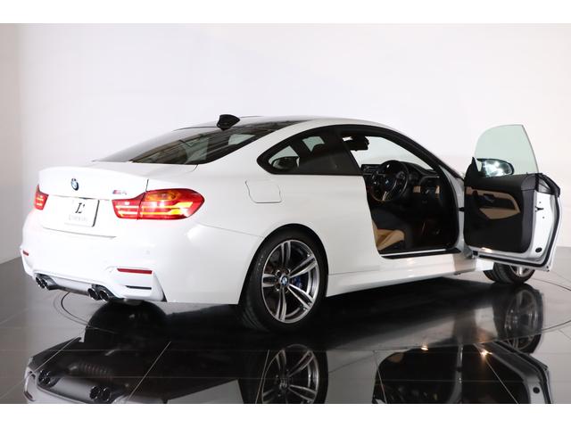 M4 M4クーペ M DCT 1オーナー Individualフルレザーメリノ パーキングサポート 19インチMライト鍛造ホイール アダプティブMサス カーボンルーフ パドルシフト 純正HDDナビ 全周囲カメラ 地デジ(32枚目)