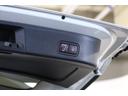 ＧＬＳ３５０ｄ　４マチックスポーツ　有償色ダイヤモンドホワイト　社外パナメリカーナグリル（純正グリル有）　ルーフレール／サイドウインドトリム　一　部　マットブラックラッピング　２１インチＡＷ　パノラマルーフ（44枚目）