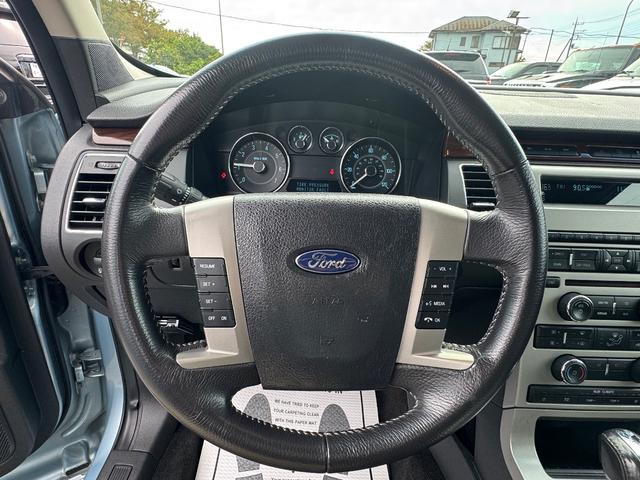 フレックス ＳＥＬ　キーレス　レザーシート　シートヒーター　ヒーテッドドアミラー　社外ＳＤナビＤＴＶ　３列シート（7枚目）