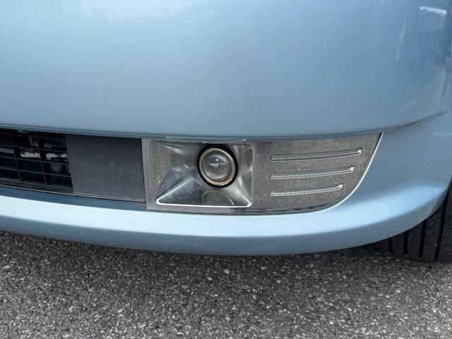 フレックス ＳＥＬ　キーレス　レザーシート　シートヒーター　ヒーテッドドアミラー　社外ＳＤナビＤＴＶ　３列シート（16枚目）