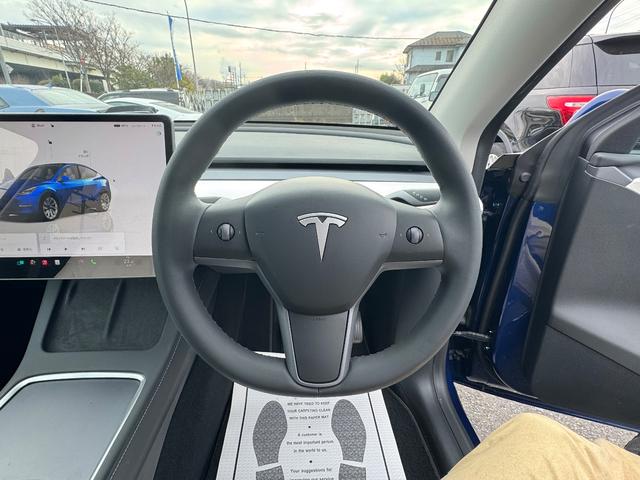 モデルY RWD ガラスルーフ ETC エンハンスオートパイロット バックカメラ 電動リアゲート インダクション20インチアルミ(NEWオアウダー塗装) AMD Ryzen搭載 ヒートポンプ テスラ保証あり(6枚目)