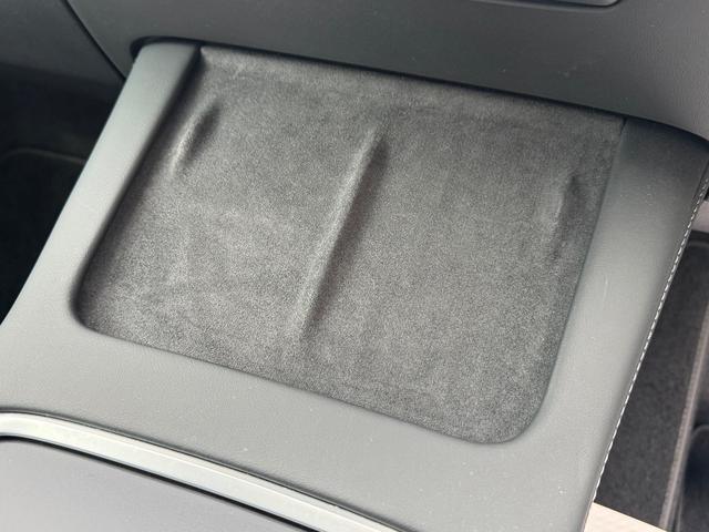 モデルY RWD ガラスルーフ ETC エンハンスオートパイロット バックカメラ 電動リアゲート インダクション20インチアルミ(NEWオアウダー塗装) AMD Ryzen搭載 ヒートポンプ テスラ保証あり(12枚目)