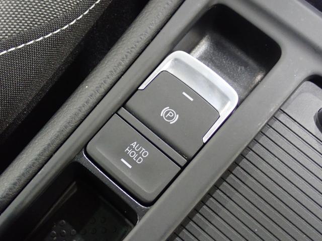 TSIハイラインブルーモーションテクノロジー 認定中古車 キセノンヘッドライト 純正SDナビ スマートキー ETC2,0 ワンオーナー 自動追従機能ACC(50枚目)