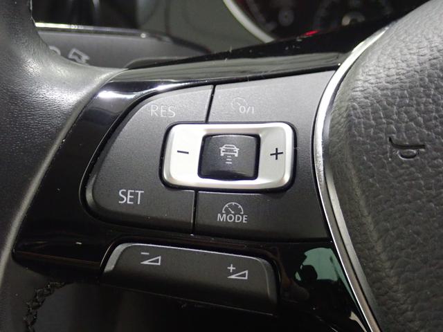 TSIハイラインブルーモーションテクノロジー 認定中古車 キセノンヘッドライト 純正SDナビ スマートキー ETC2,0 ワンオーナー 自動追従機能ACC(61枚目)