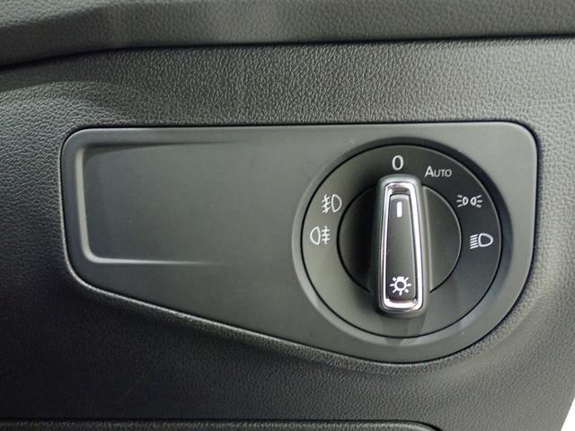 TSI Rライン 認定中古車 ワンオーナー LEDヘッドライト デジタルメーター スマートキー アラウンドビューモニター自動追従機能ACC 純正SDナビ(22枚目)