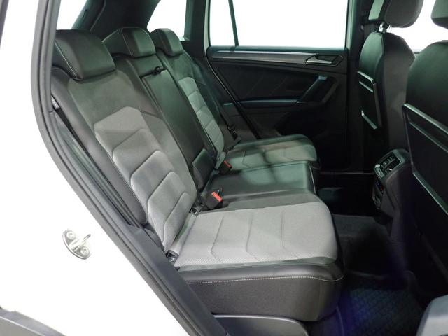 TSI Rライン 認定中古車 ワンオーナー LEDヘッドライト デジタルメーター スマートキー アラウンドビューモニター自動追従機能ACC 純正SDナビ(28枚目)