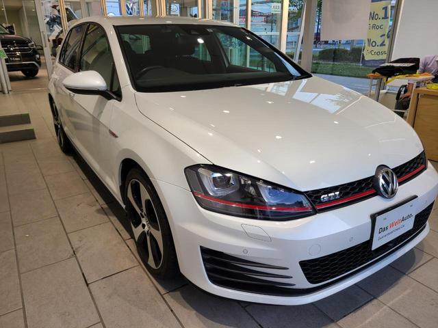 ゴルフＧＴＩ ベースグレード　アダプティブシャシーコントロール　アダプティブクルーズコントロール　純正ナビゲーションシステム　ＥＴＣ　障害物センサー　バックカメラ　Ｂｌｕｅｔｏｏｔｈ　認定中古車（32枚目）