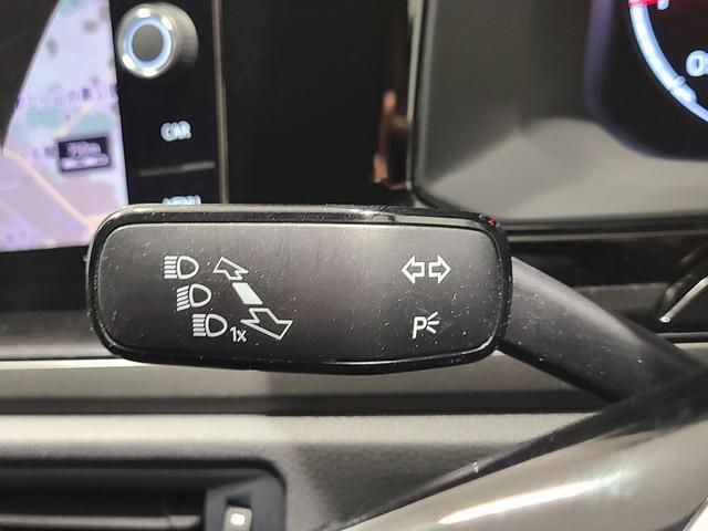 ポロ TSIコンフォートライン 認定中古車 純正ナビゲーション バックカメラ フルセグTV アップコネクト パークアシスト 障害物センサー ブラインドスポットディクション CD/DVDプレイヤー 純正アルミホイール ETC ACC(7枚目)