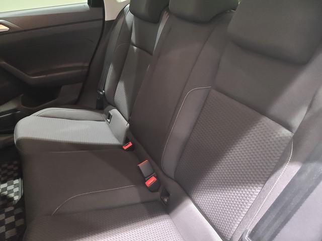 ポロ TSIコンフォートライン 認定中古車 純正ナビゲーション バックカメラ フルセグTV アップコネクト パークアシスト 障害物センサー ブラインドスポットディクション CD/DVDプレイヤー 純正アルミホイール ETC ACC(24枚目)