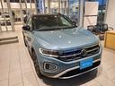 斜め前からのスタイルです☆フォルクスワーゲンのきれいなプレスラインが目立ちますね!