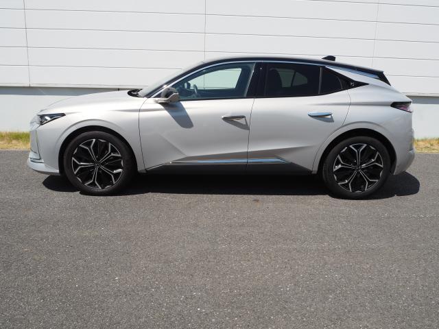 ＤＳ４ リヴォリ　ブルーＨＤｉ　ワンオーナー車　認定中古車保証　純正ナビ　ＥＴＣ　３６０°カメラ（5枚目）