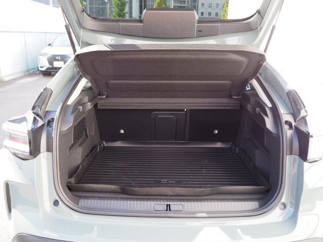 Ｃ４ マックス　ハイブリッド　新車保証継承　純正ナビ　ＥＴＣ　３６０°カメラ　レーンキープアシスト　フロントシートヒーター　ヘッドアップディスプレイ　アップルカープレイ　アンドロイドオート　運転席パワーシート（15枚目）