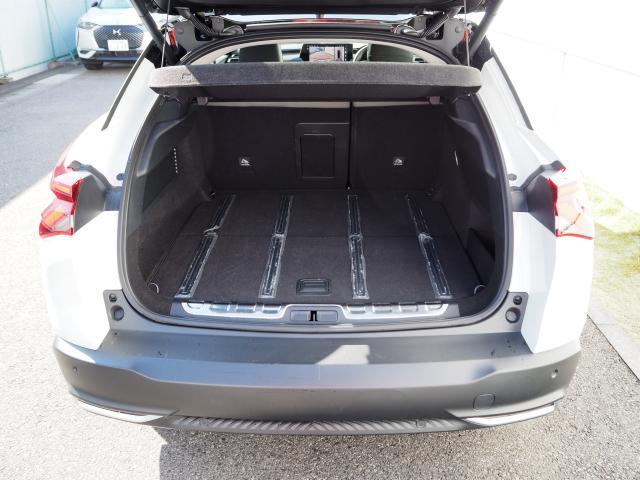 Ｃ５ Ｘ マックス　プラグインハイブリッド　ワンオーナー車　サンルーフ　３６０°カメラ　純正ナビ　ＥＴＣ（18枚目）