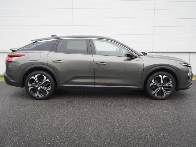 Ｃ５ Ｘ シャインパック　ワンオーナー車　サンルーフ　純正ナビ　ＥＴＣ　ドライブレコーダー　３６０°カメラ　フロントシートヒーター　レーンキープアシスト　ヘッドアップディスプレイ　インテリジェントハイビーム　ベンチレーション（4枚目）