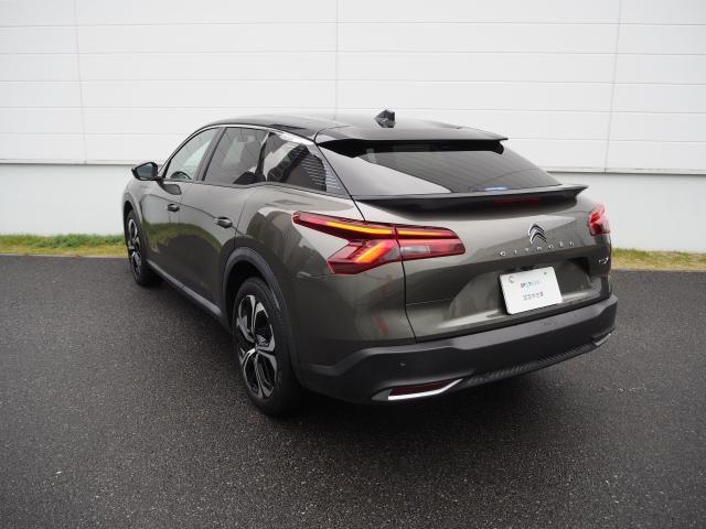 Ｃ５ Ｘ シャインパック　ワンオーナー車　サンルーフ　純正ナビ　ＥＴＣ　ドライブレコーダー　３６０°カメラ　フロントシートヒーター　レーンキープアシスト　ヘッドアップディスプレイ　インテリジェントハイビーム　ベンチレーション（7枚目）