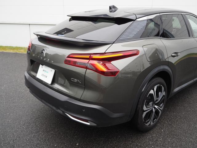 Ｃ５ Ｘ シャインパック　ワンオーナー車　サンルーフ　純正ナビ　ＥＴＣ　ドライブレコーダー　３６０°カメラ　フロントシートヒーター　レーンキープアシスト　ヘッドアップディスプレイ　インテリジェントハイビーム　ベンチレーション（8枚目）