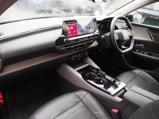 Ｃ５ Ｘ シャインパック　ワンオーナー車　サンルーフ　純正ナビ　ＥＴＣ　ドライブレコーダー　３６０°カメラ　フロントシートヒーター　レーンキープアシスト　ヘッドアップディスプレイ　インテリジェントハイビーム　ベンチレーション（17枚目）