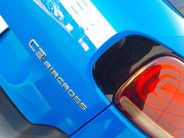Ｃ３ エアクロス シャインパック　試乗車ＵＰ　サンルーフ　ナビ　ＥＴＣ　グリップコントロール　アクティブセーフティブレーキ　ブラインドスポットモニター　アップルカープレイ　アンドロイドオート　バックカメラ　Ｂｌｕｅｔｏｏｔｈ　禁煙車（26枚目）