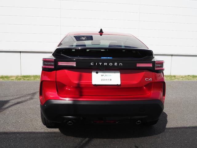 Ｃ４ マックス　ハイブリッド　登録済み未使用車　新車保証継承　純正ナビ　３６０°カメラ　フロントシートヒーター　アクティブセーフティブレーキ　アクティブクルーズコントロール　ブラインドスポットモニター　レーンキープアシスト　禁煙車（3枚目）