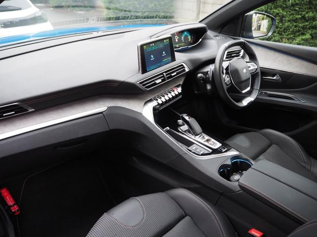 3008 GTハイブリッド4 試乗車UP ガラスサンルーフ ETC ドライブレコーダー フロントシートヒーター インテリジェントハイビーム フロントカメラ バックカメラ アダプティブライト アクティブセーフティブレーキ 認定中古車(17枚目)