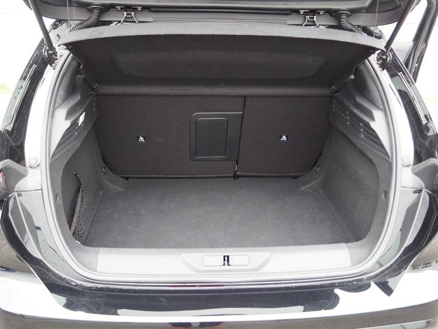 308 GT ブルーHDi ワンオーナー車 認定中古車保証 純正ナビ ETC 360°カメラ フロントシートヒーター ステアリングヒーター アクティブセーフティブレーキ アクティブクルーズコントロール ブラインドスポットモニター(19枚目)