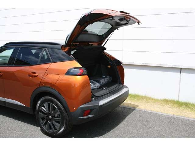 ｅ－２００８ ＧＴ　ＳＵＶ　登録済未使用車　新車保証継承　アップルカープレイ　アンドロイドオート　Ｂｌｕｅｔｏｏｔｈ　バックカメラ　アクティブセーフティブレーキ　アクティブクルーズコントロール　ブラインドスポットモニター（30枚目）