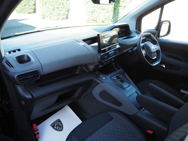 リフター ロングGT 登録済み未使用車 新車保証継承 禁煙車 バックカメラ インテリジェントハイビーム レーンキープアシスト アクティブセーフティブレーキ アクティブクルーズコントロール ブラインドスポットモニター(17枚目)