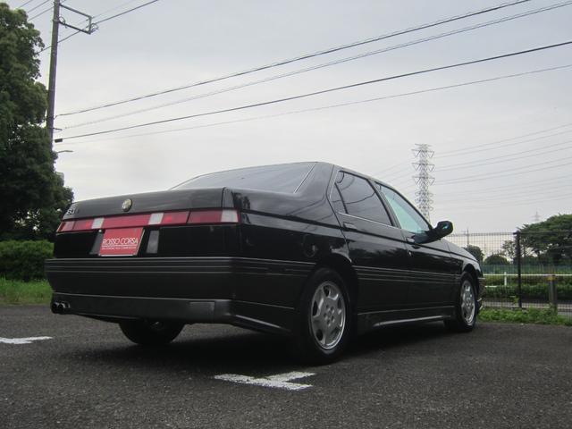アルファ１６４ Ｓ　１６４Ｓ（１６４ＱＶＵＳ仕様）　新車並行車　左ハンドル　５Ｆマニュアル　レザーシート　純正１５インチＡＷ　集中ロック　リモコンキー　ＡＮＳＡリアサイレンサー（デュアル）　当社販売・整備車両（3枚目）