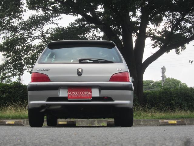 １０６ Ｓ１６　Ｓ１６（５名）　正規輸入車　左ハンドル　５速マニュアル　エアコン　パワーウインドー　ＡＢＳ　エアバック　レザーコンビシート　ＥＴＣ　ＣＤデッキ　タコ足　ミシュラン製スティールホイール（46枚目）