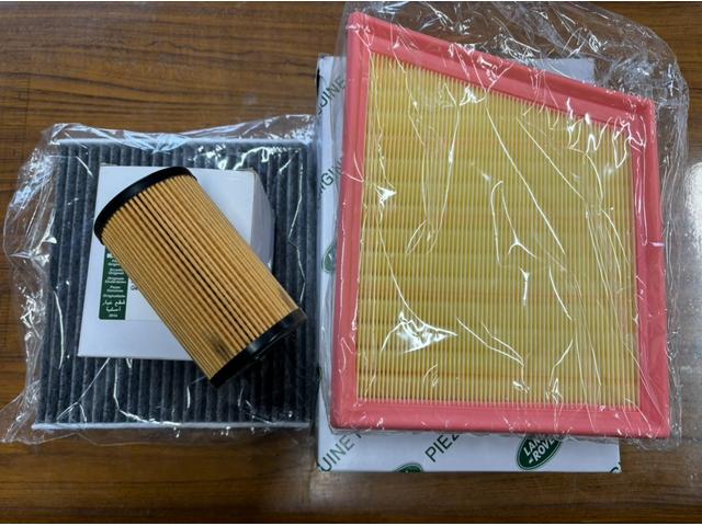 Fペイス ポートフォリオ 前後シートヒーター&シートクーラー 前後ブレーキパッド LEDヘッドライト パノラマルーフ 4ゾーンAC 走行中テレビOK Sキー バッテリー エアーフィルター ACフィルター ワイパー ジオランダー(68枚目)