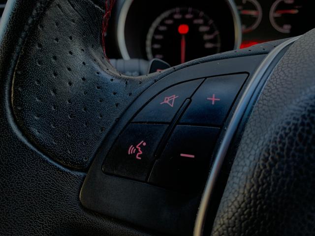 ジュリエッタ スポルティーバ　弊社下取　ワンオーナー　カロッツェリアナビ　テレビ　ＥＴＣ　バックカメラ　ブラウンレザーシート　パワーシート　シートメモリー　シートヒーター　パドルシフト　純正１８インチアルミホイール　オートライト（47枚目）