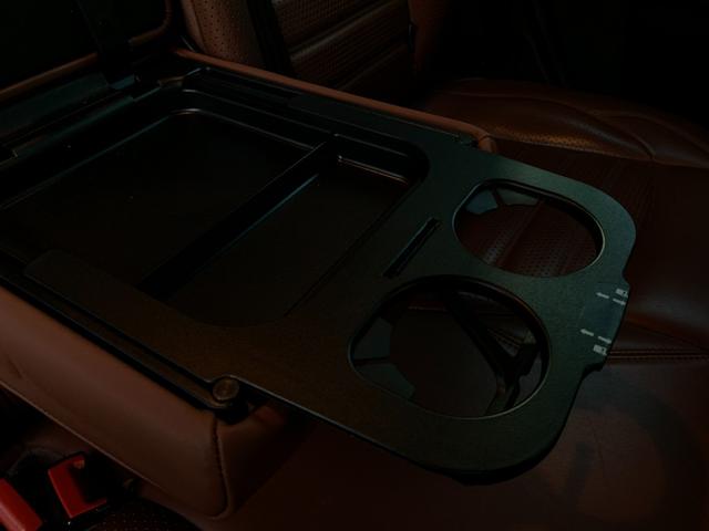 ジュリエッタ スポルティーバ　弊社下取　ワンオーナー　カロッツェリアナビ　テレビ　ＥＴＣ　バックカメラ　ブラウンレザーシート　パワーシート　シートメモリー　シートヒーター　パドルシフト　純正１８インチアルミホイール　オートライト（74枚目）