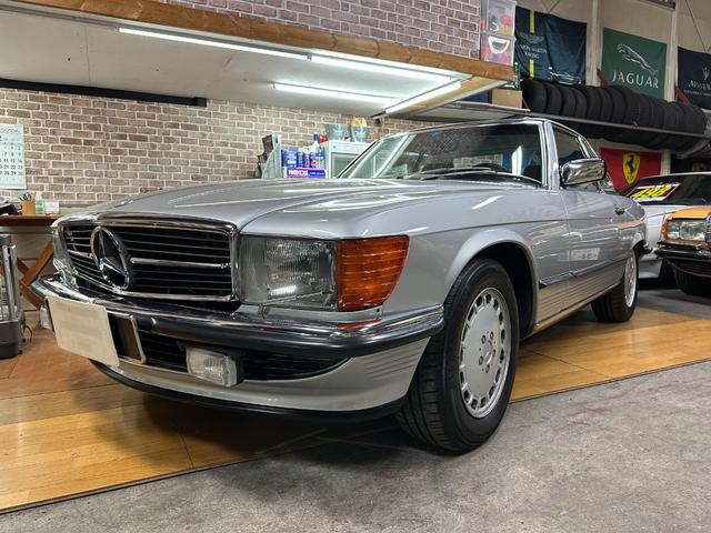 ５６０ＳＬ　ディーラー車(2枚目)