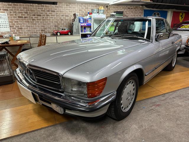 ５６０ＳＬ　ディーラー車(3枚目)