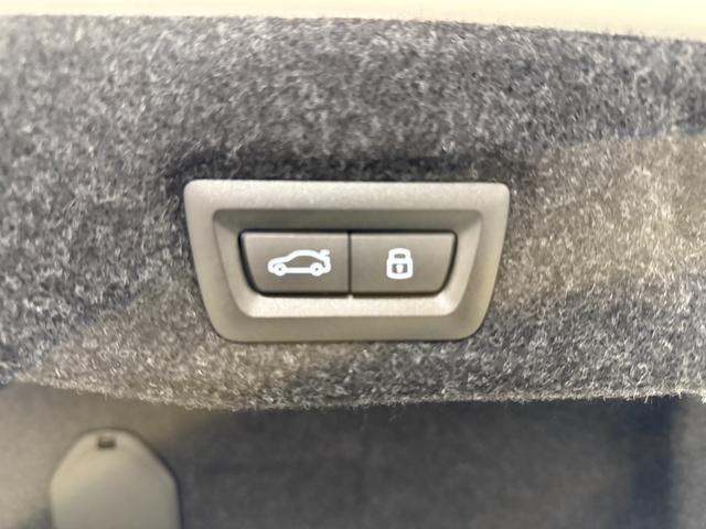 5シリーズ 523i Mスポーツ 純正ナビ360度カメラ アクティブクルーズコントロール ハンズオフシステム フルセグテレビ LEDヘッドライト シートヒーター 駐車支援システム 電動トランク 純正ナビ(13枚目)