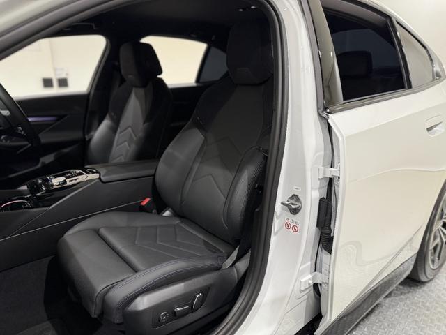 5シリーズ 523i Mスポーツ 純正ナビ360度カメラ アクティブクルーズコントロール ハンズオフシステム フルセグテレビ LEDヘッドライト シートヒーター 駐車支援システム 電動トランク 純正ナビ(19枚目)