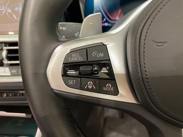 ４シリーズ ４２０ｉカブリオレ　Ｍスポーツ　アクティブクルーズコントロール　ヘッドアップディスプレイ　シートヒーター　駐車支援システム　赤革シート（18枚目）