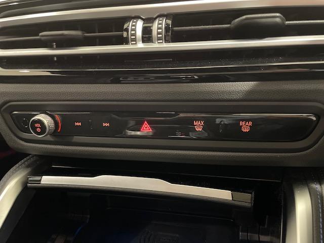 ２シリーズ ２２０ｉクーペ　Ｍスポーツ　アクティブクルーズコントロール　ヘッドアップディスプレイ　駐車支援システム　シートヒーター　３６０度カメラ（31枚目）