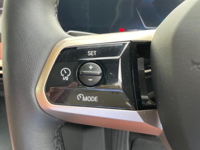 ｉＸ ｘＤｒｉｖｅ　５０　サンルーフ　Ｂｏｗｅｒｓ＆Ｗｉｌｋｉｎｓスピーカー　赤革シート　シートヒーター　シートクーラー　純正ナビゲーション　３６０度カメラ　レンタカーアップ（23枚目）