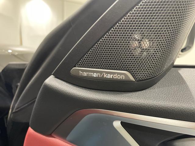 ４シリーズ Ｍ４４０ｉ　ｘＤｒｉｖｅグランクーペ　レッドレザーシート　ハーマンカードンスピーカー　サンルーフ　電動シート　シートヒーター　駐車支援システム　純正ナビゲーション（7枚目）