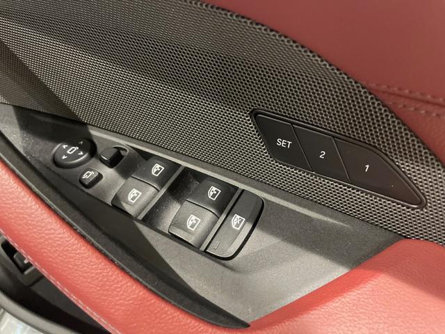 ４シリーズ Ｍ４４０ｉ　ｘＤｒｉｖｅグランクーペ　レッドレザーシート　ハーマンカードンスピーカー　サンルーフ　電動シート　シートヒーター　駐車支援システム　純正ナビゲーション（9枚目）